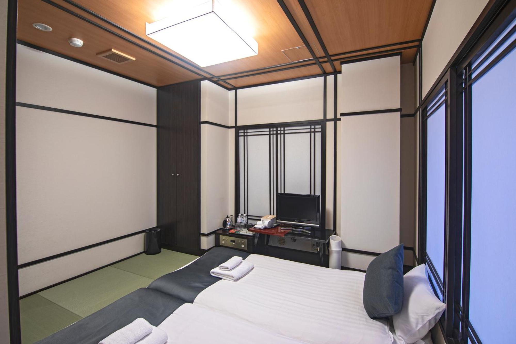 Wonz Hotel Self-Check-In 大阪 外观 照片