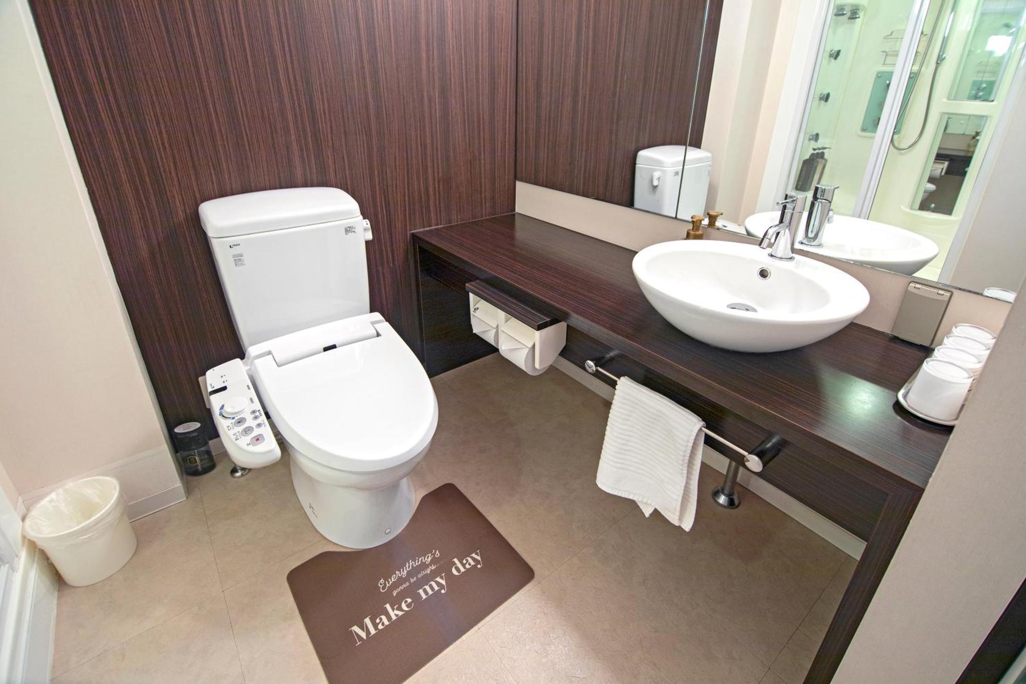 Wonz Hotel Self-Check-In 大阪 外观 照片