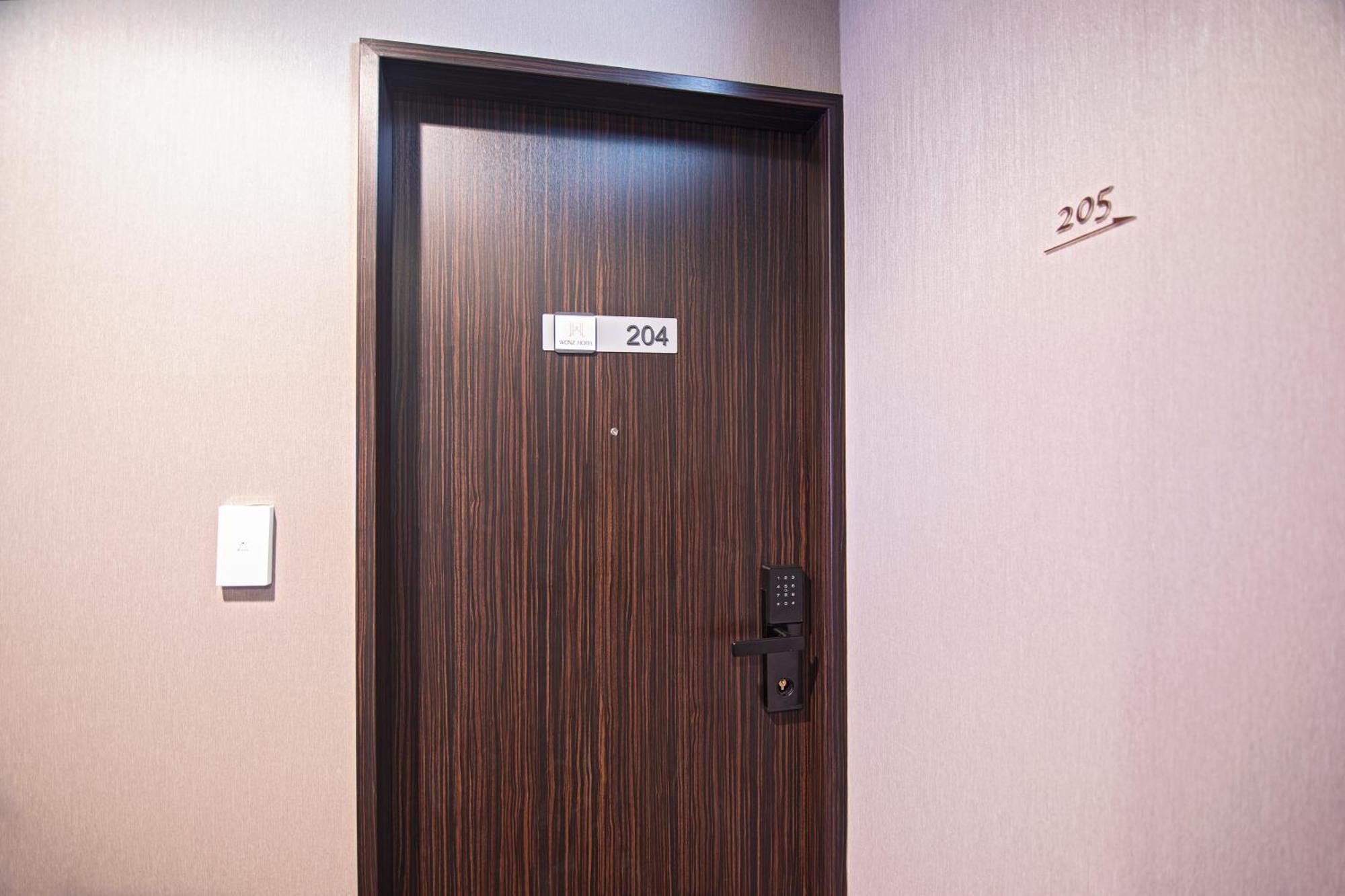 Wonz Hotel Self-Check-In 大阪 外观 照片